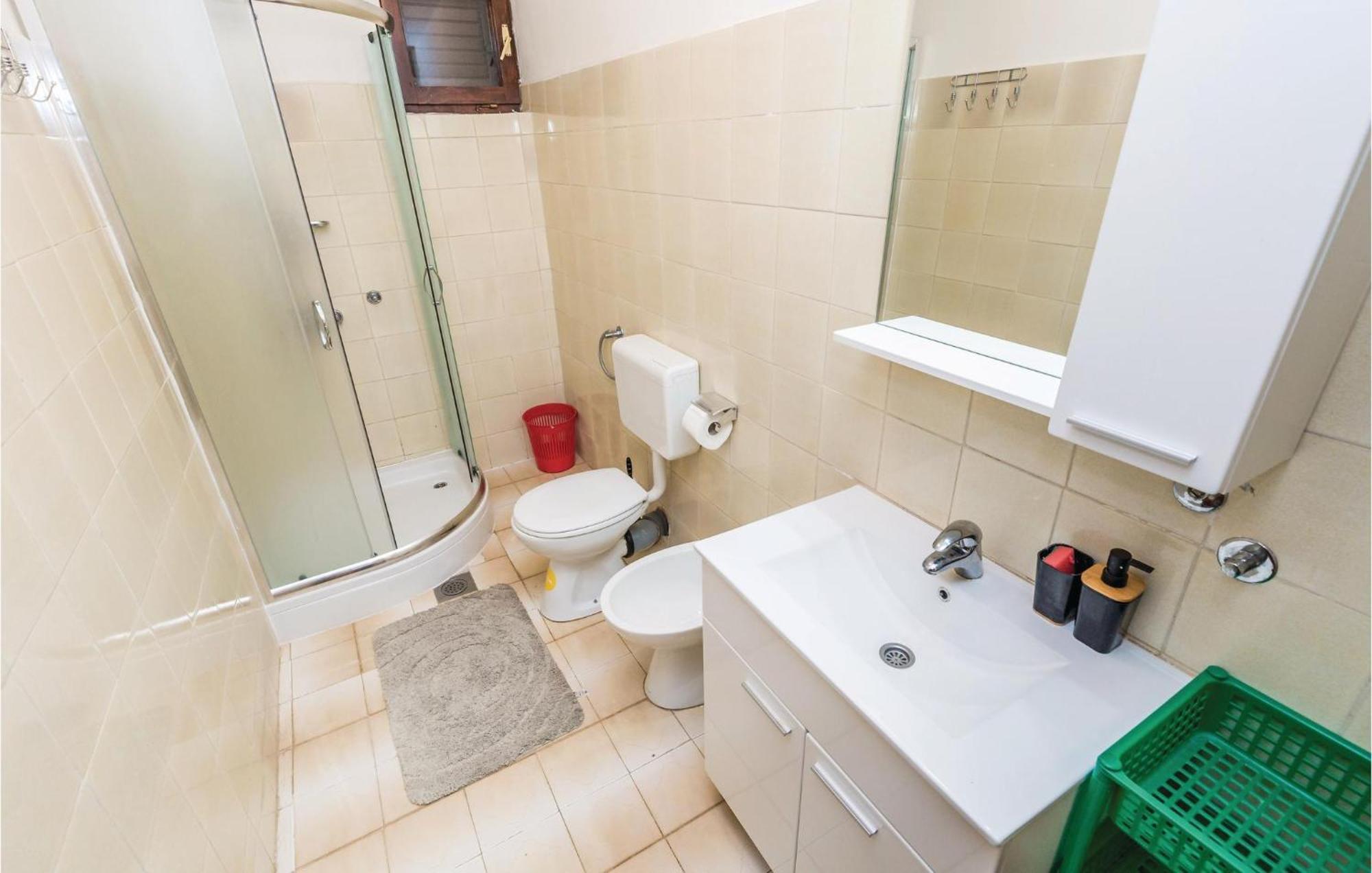 Stunning Apartment In Barbat-Rab With Wifi Barbat na Rabu Εξωτερικό φωτογραφία