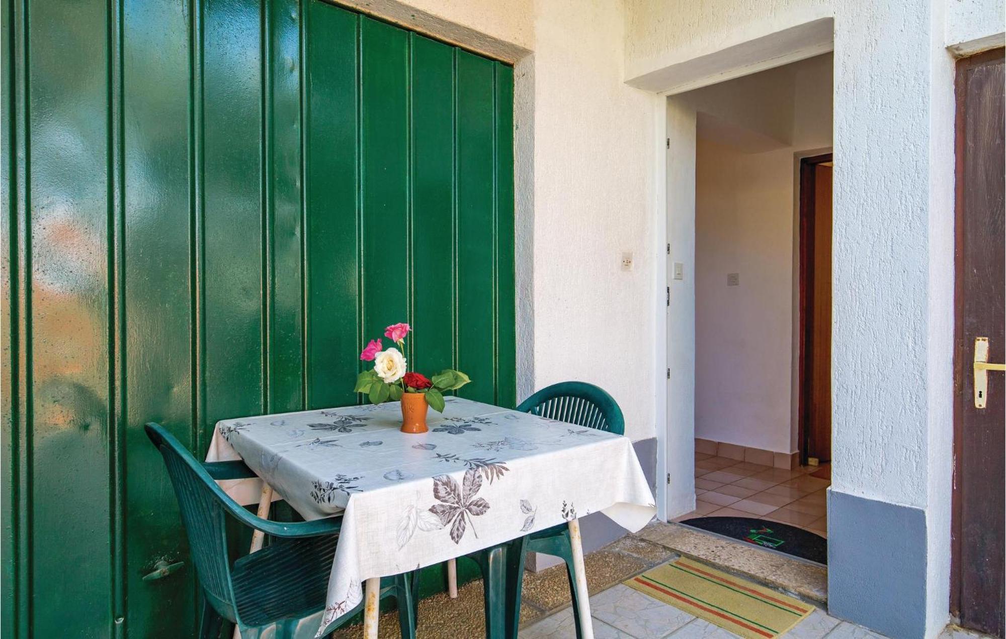 Stunning Apartment In Barbat-Rab With Wifi Barbat na Rabu Εξωτερικό φωτογραφία