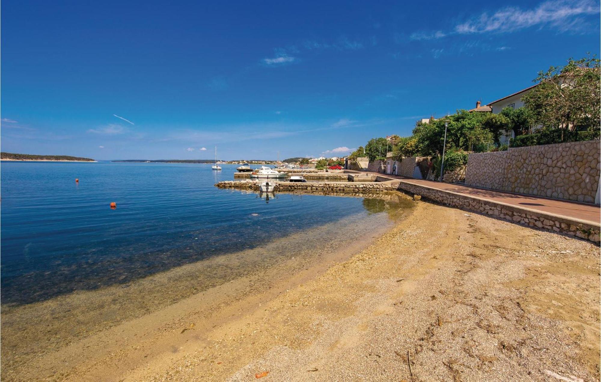 Stunning Apartment In Barbat-Rab With Wifi Barbat na Rabu Εξωτερικό φωτογραφία